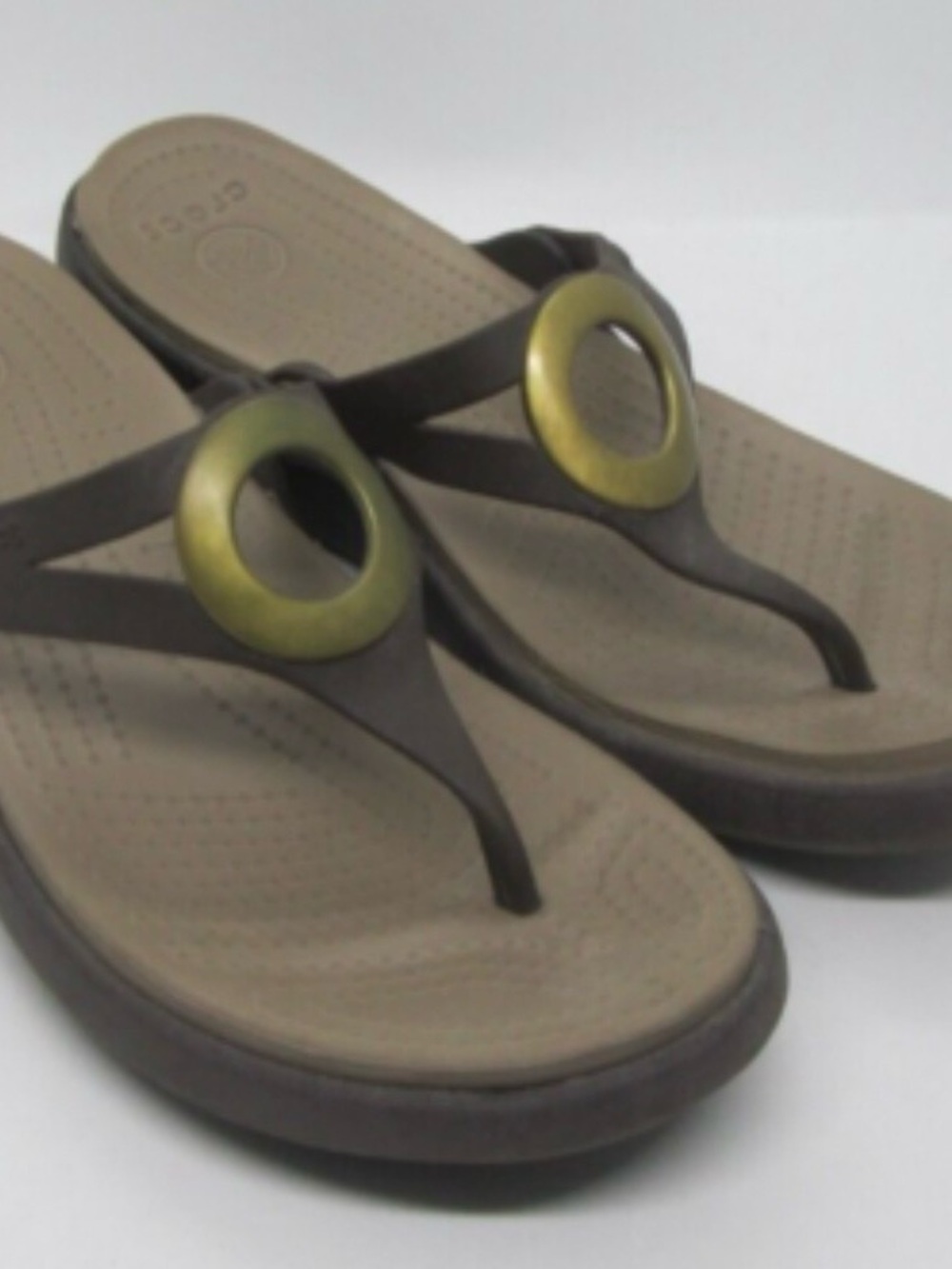 CROCS Gold Ring Sandals